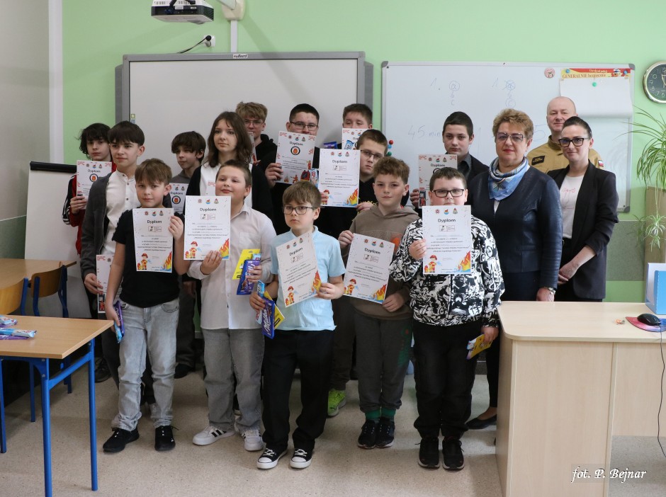 Ilustracja do informacji: Ogólnopolski Turniej Wiedzy Pożarniczej „MŁODZIEŻ ZAPOBIEGA POŻAROM” – eliminacje gminne