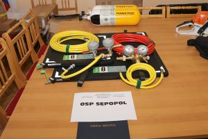 Miniatura zdjęcia: przekazanie sprzętu